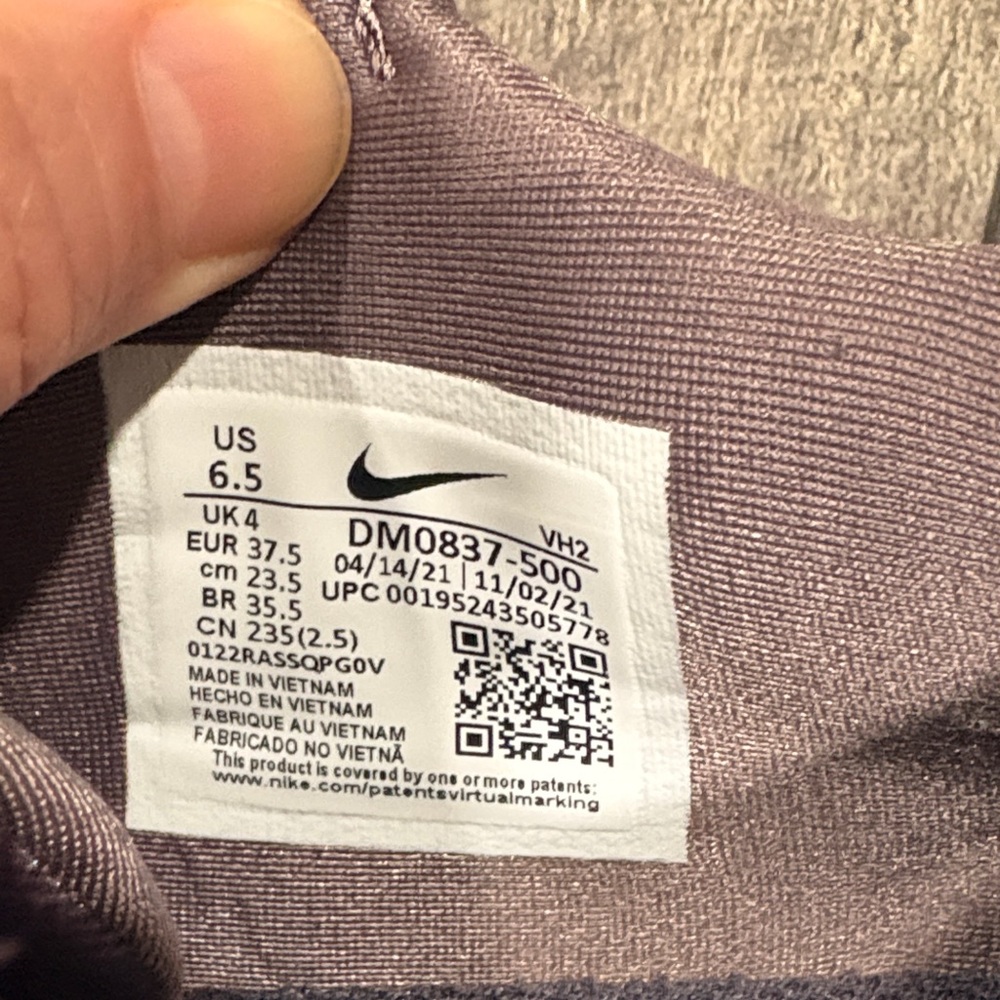 NWOT Nike Air Max - Picture 5 of 8